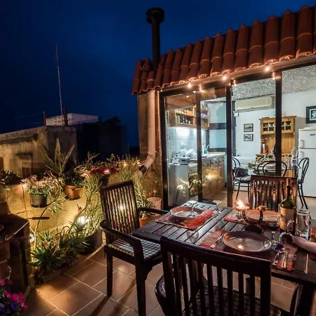 Stylish Penthouse With Amazing Roof Terrace In Incredible Location On St George's Square Apartman *